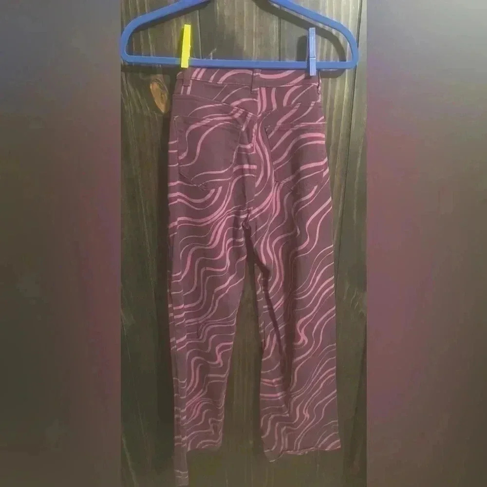 Funky Patterned Wide-Leg H&M Jeans. Size:2 - Picture 5 of 6
